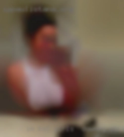 I'm Kat a girls in Downey, California 26 year old virgin.