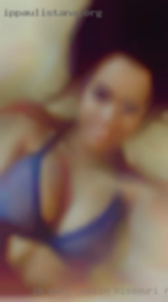I'm poly and have a primary Joplin, Missouri nude LTR.