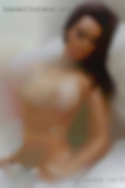 Latin, willing to travel Omaha Northeast and host.